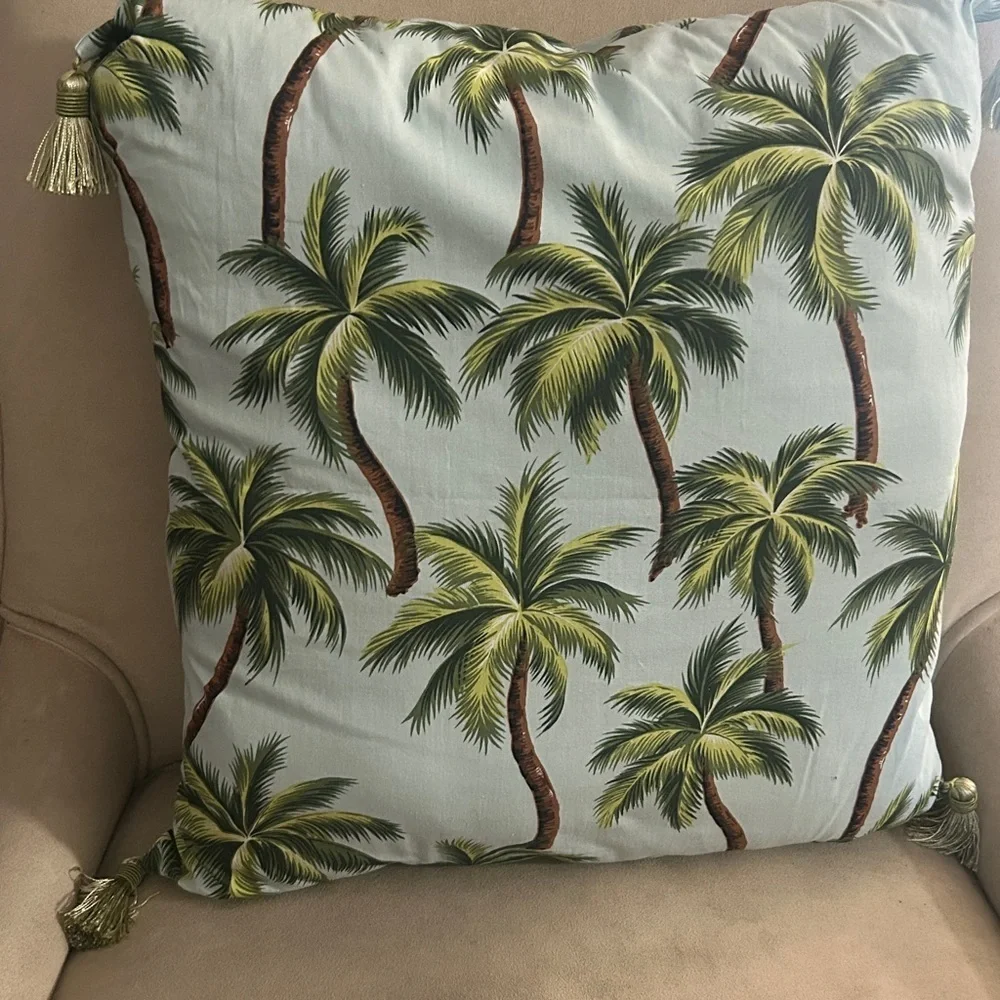 Handmade decorative pillow